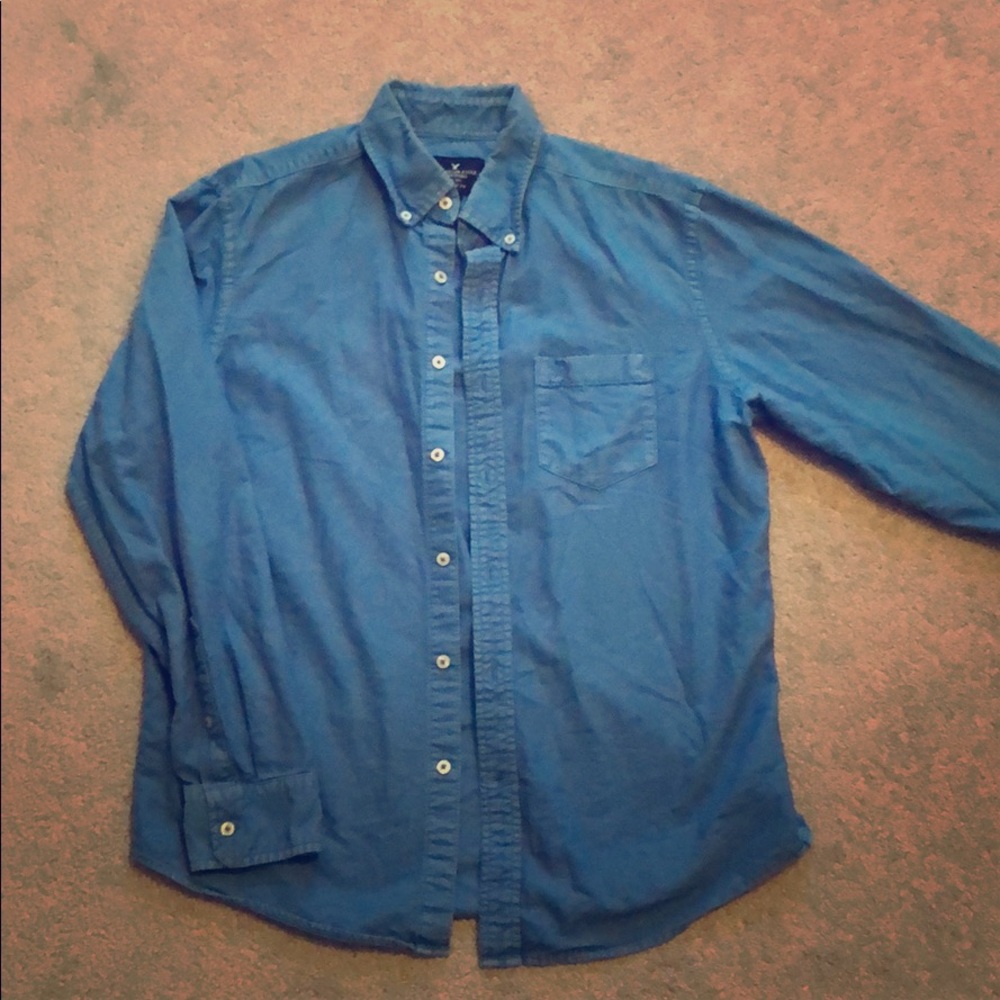 American Eagle Classic Fit Button-Up